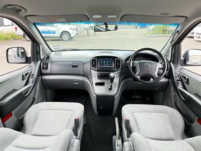 2019 Hyundai Imax - Thumbnail
