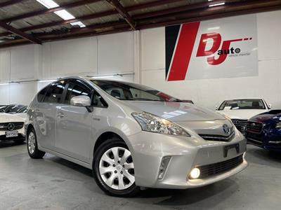 2013 Toyota Prius - Thumbnail