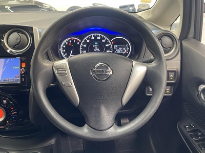 2015 Nissan NOTE - Thumbnail