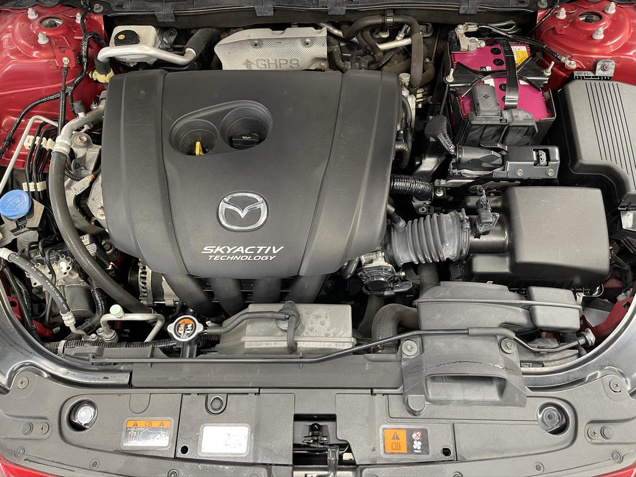 2014 Mazda Atenza