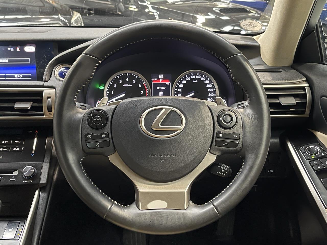 2013 Lexus IS 300H