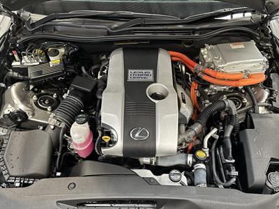 2013 Lexus IS 300H - Thumbnail
