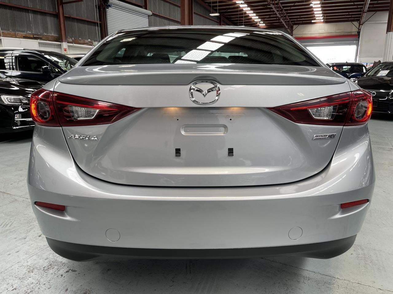 2016 Mazda AXELA