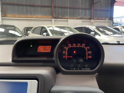 2012 Toyota Porte - Thumbnail