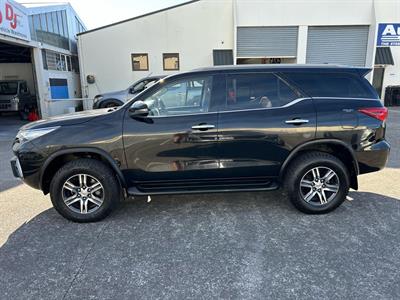 2019 Toyota Fortuner - Thumbnail