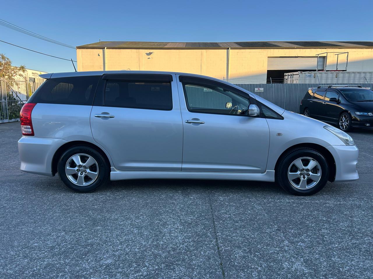 2006 Toyota WISH