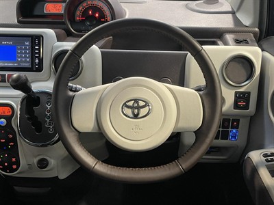 2012 Toyota Spade - Thumbnail
