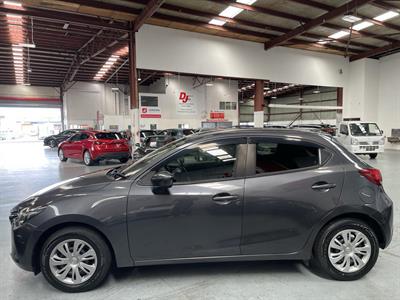 2016 Mazda DEMIO - Thumbnail