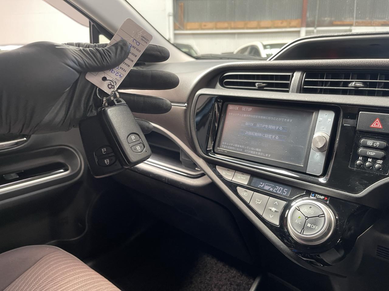 2015 Toyota Aqua