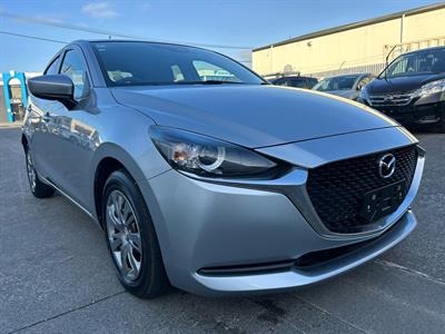 2021 Mazda 2 - Thumbnail
