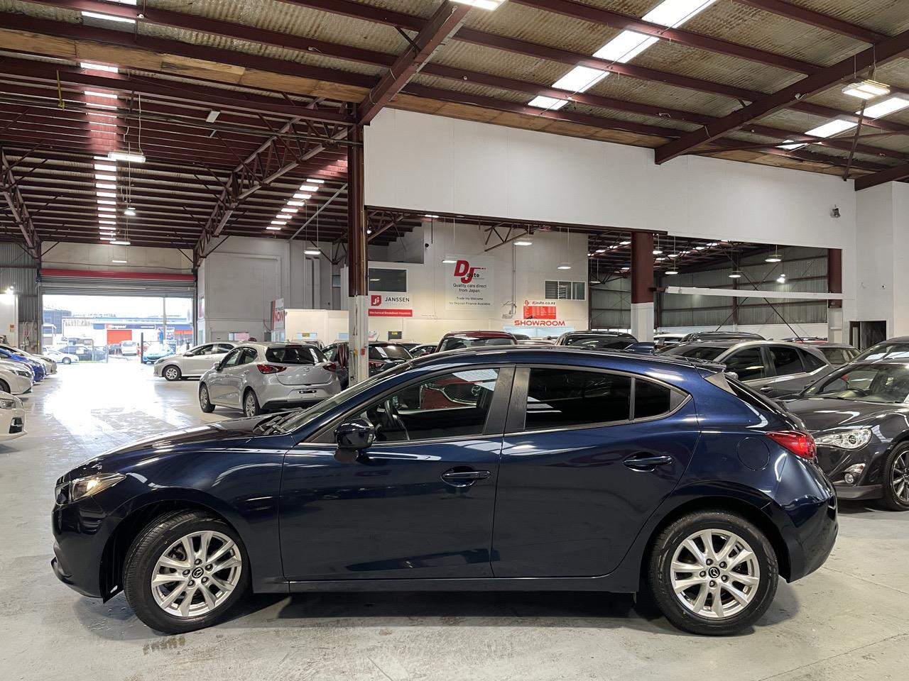 2015 Mazda AXELA