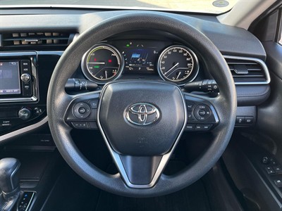 2018 Toyota CAMRY - Thumbnail