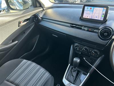 2017 Mazda 2 - Thumbnail