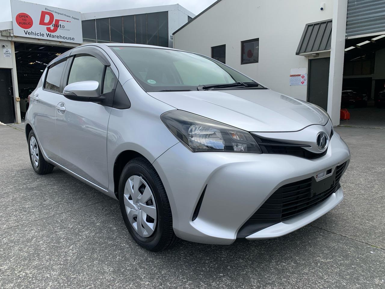 2015 Toyota VITZ